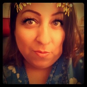 Meet your Posher, Annie